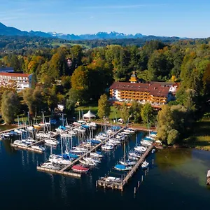 Hotel Yachthotel Chiemsee Gmbh, Prien